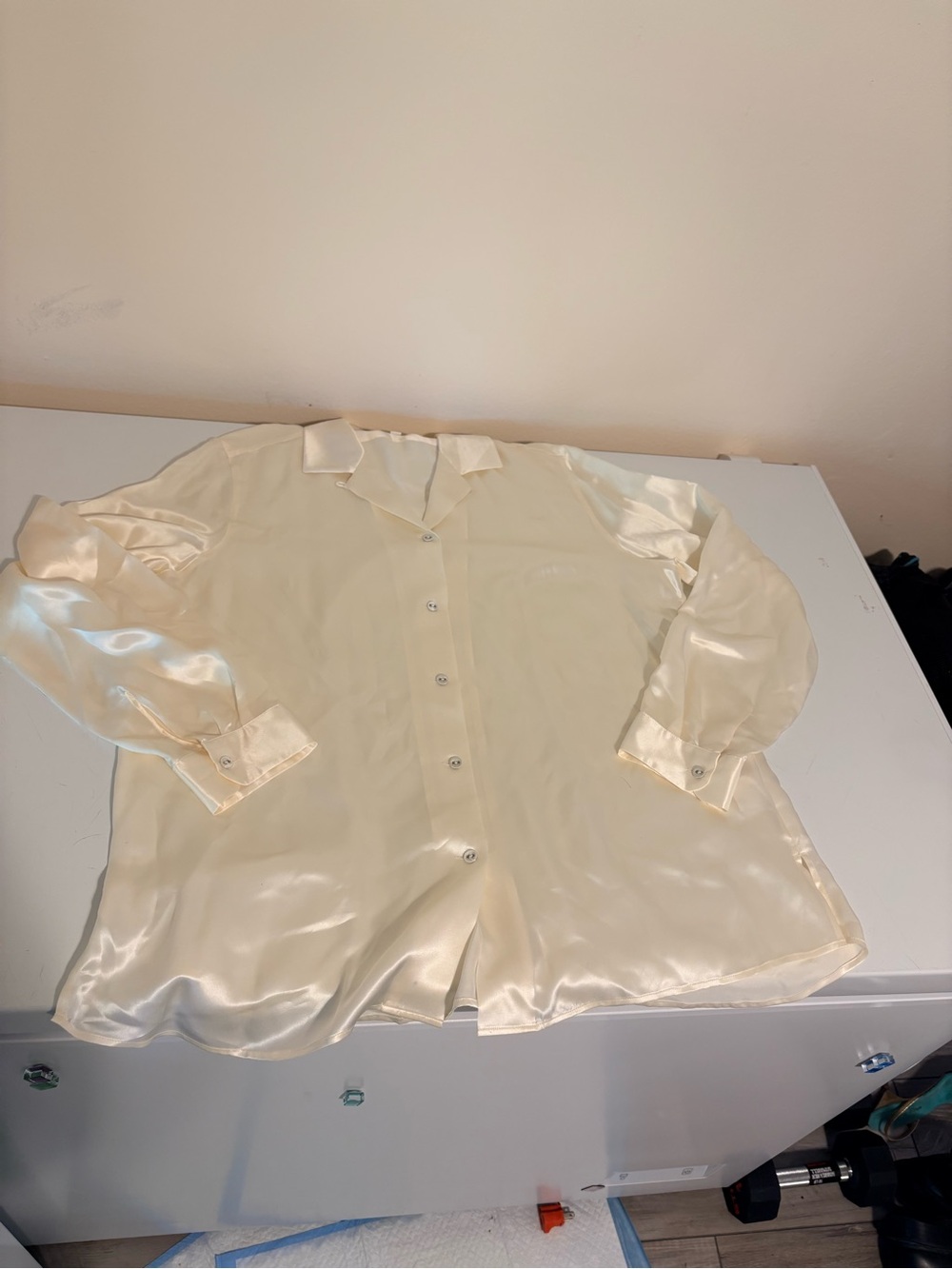 100% silk uniqlo cream button up blouse L NWOT